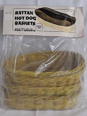Vintage Pier 1 Imports 4 Rattan HOT DOG BASKETS Wicker Holder Bowl Plates Woven